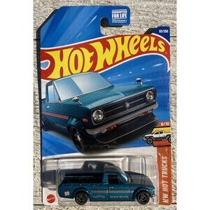 2025 Hot Wheels #93 1975 Datsun Sunny Truck GREEN
